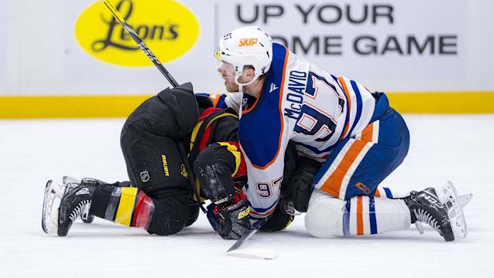 Connor McDavid pelikiellossa toisen kerran urallaan